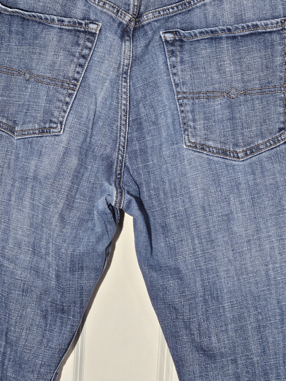 Lucky Brand 181 Relaxed Straight Jeans Mens W34 L34 Lot of 2 Blue Distressed - Picture 11 of 16
